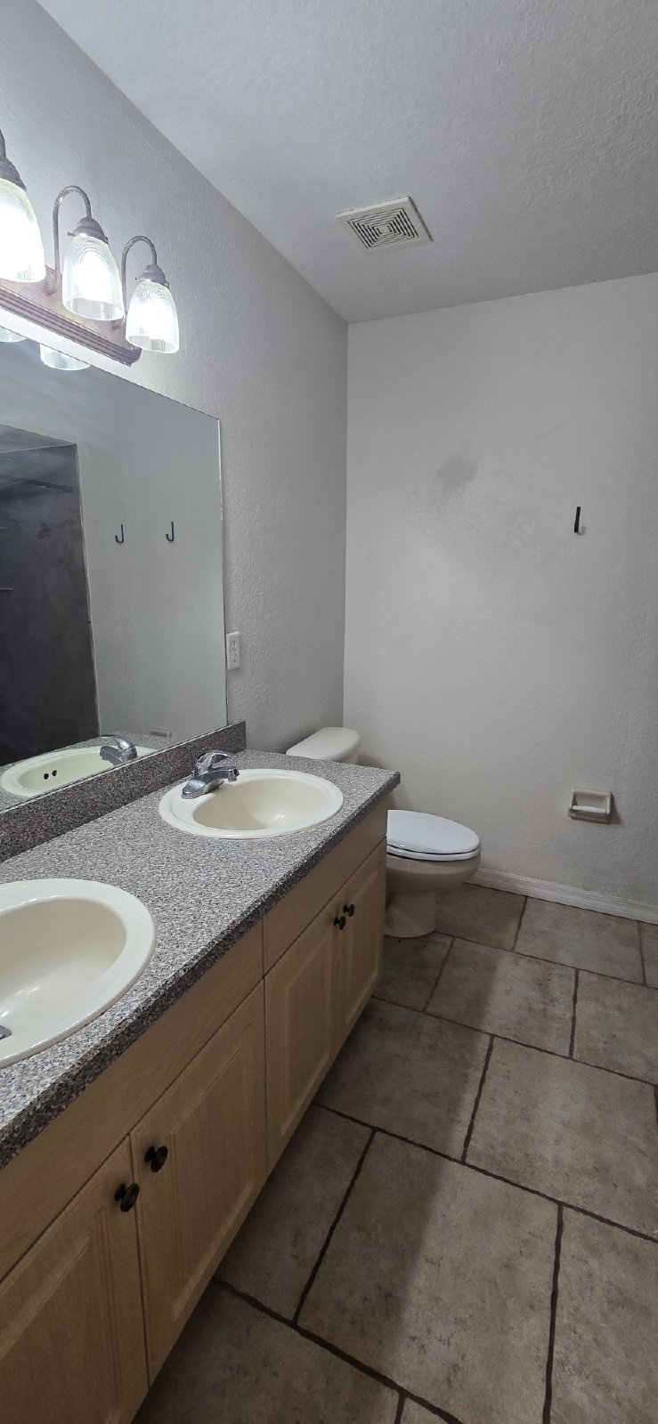 11 Hemlock Court Pass property image