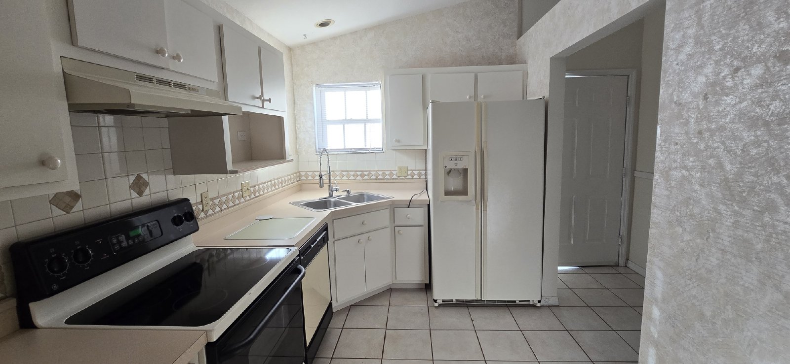 2315 NE 40th Avenue property image