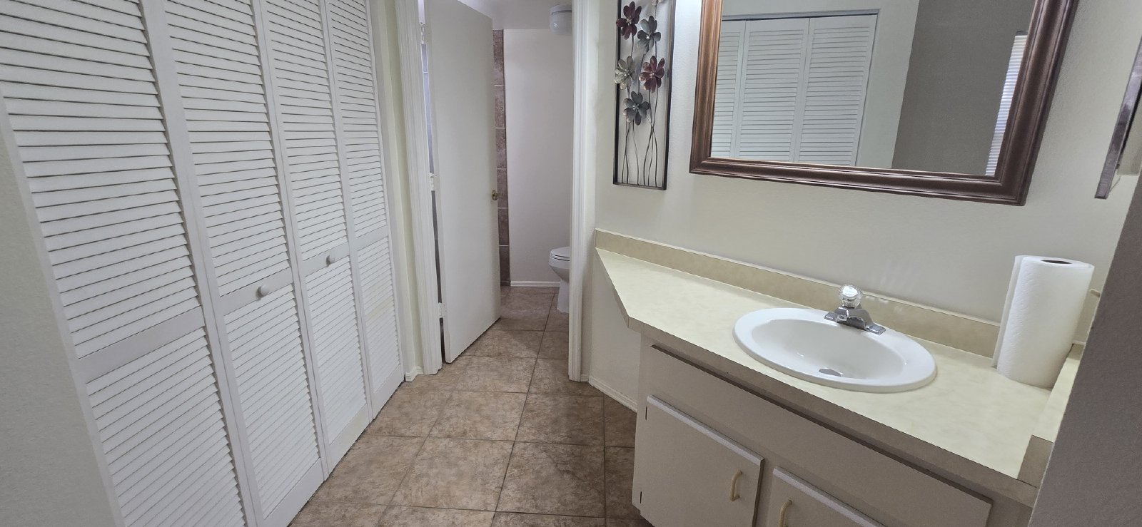 7912 Midway Dr property image