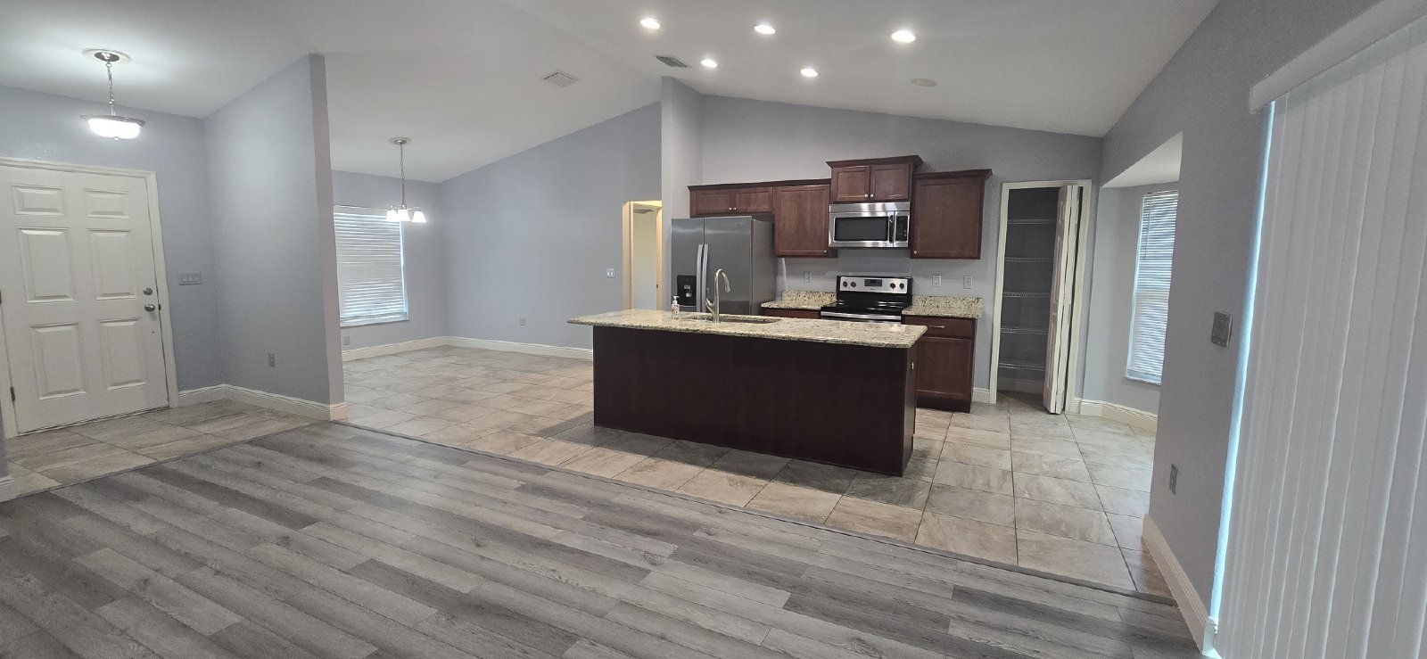32 Pine Ct. Loop property image