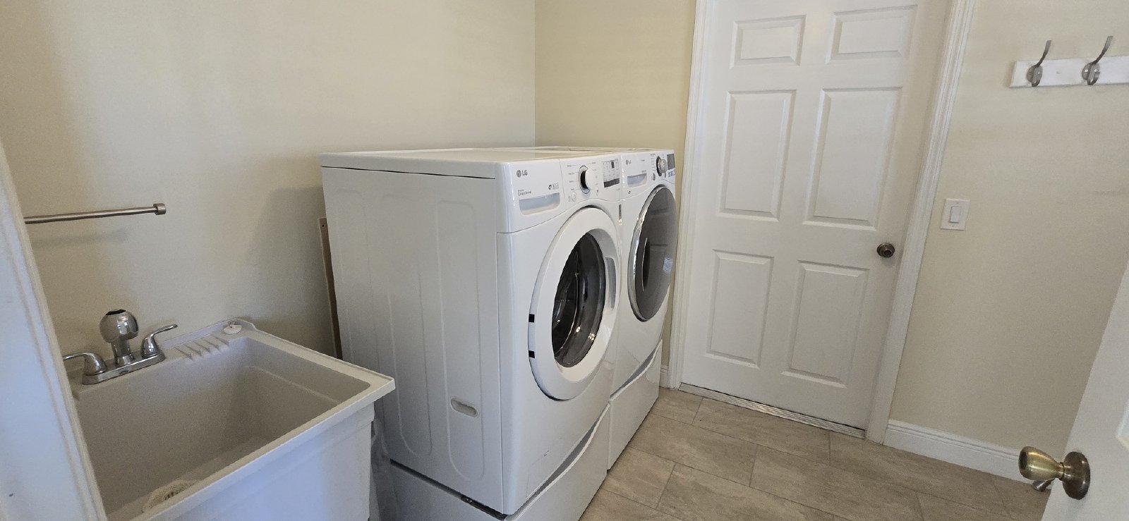 2125 Barbosa Ct. property image