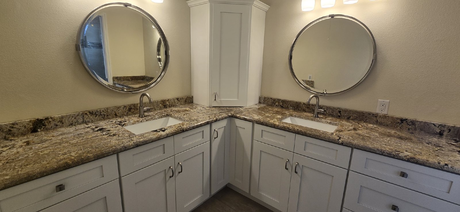 2125 Barbosa Ct. property image