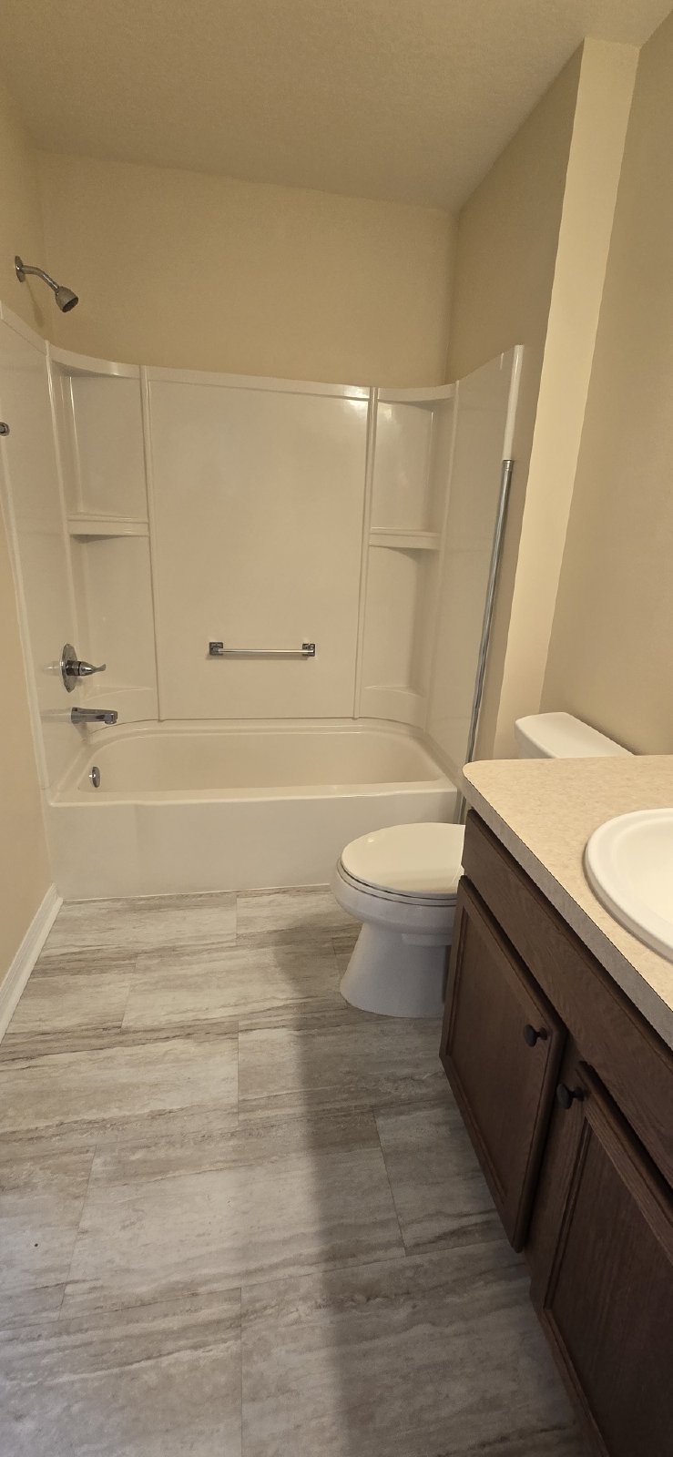 2577 Lindewood St property image