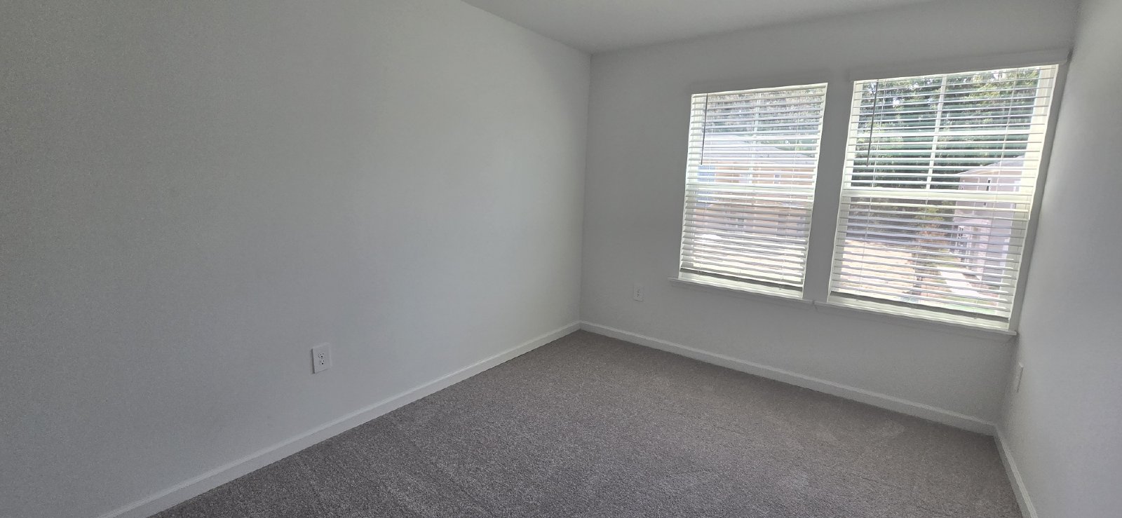 3577 SE 37th Court property image