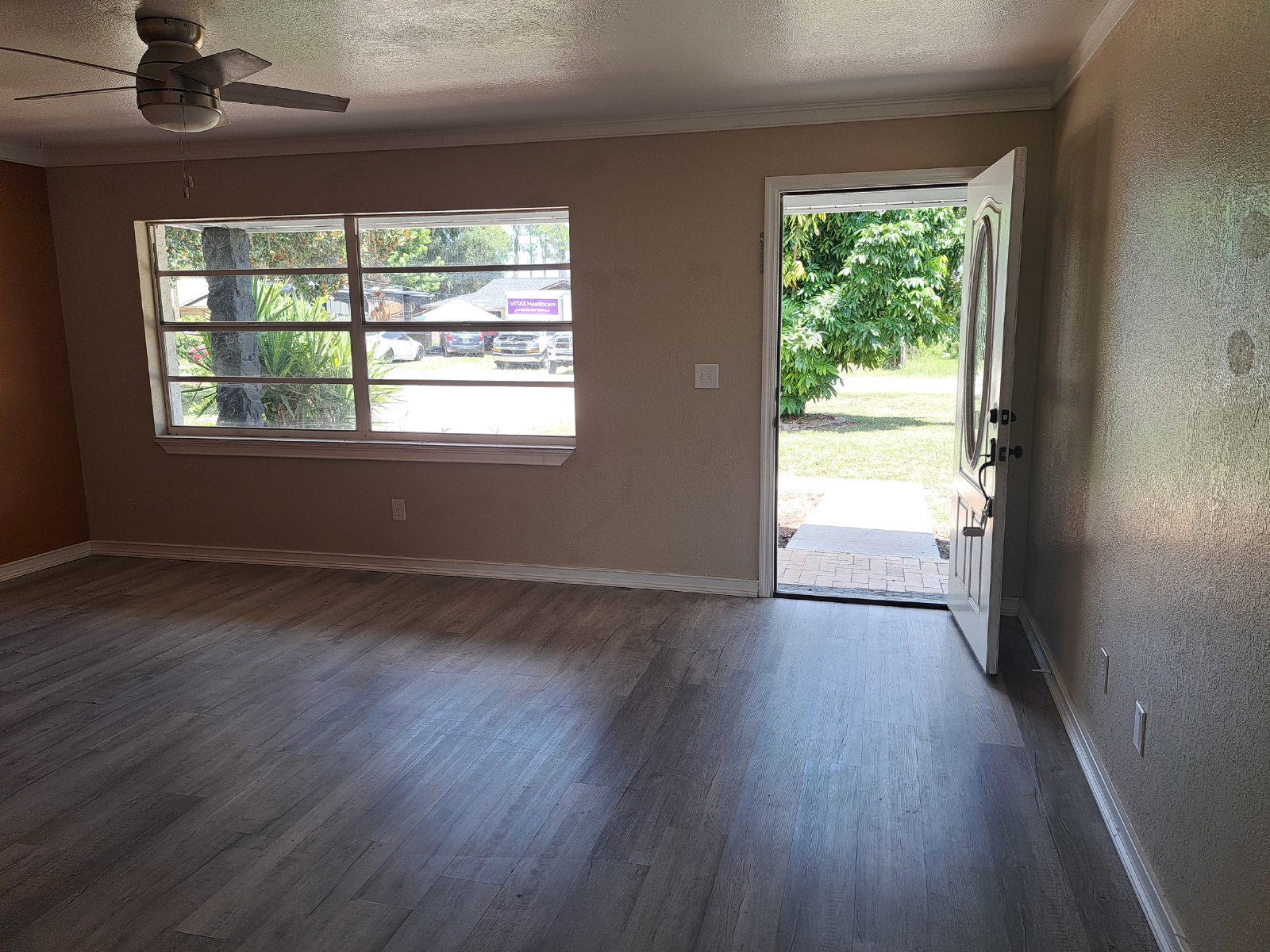 Charming 3 Bedroom, 2 Bath Pool Home on 0.33 Acres property image