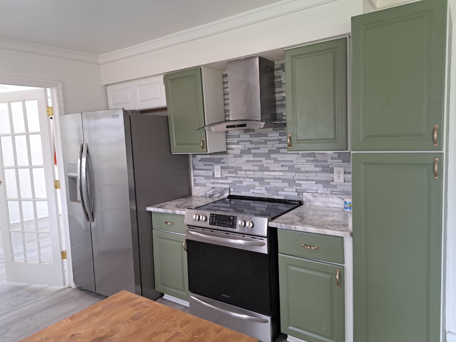 Charming 3 Bedroom, 2 Bath Pool Home on 0.33 Acres property image