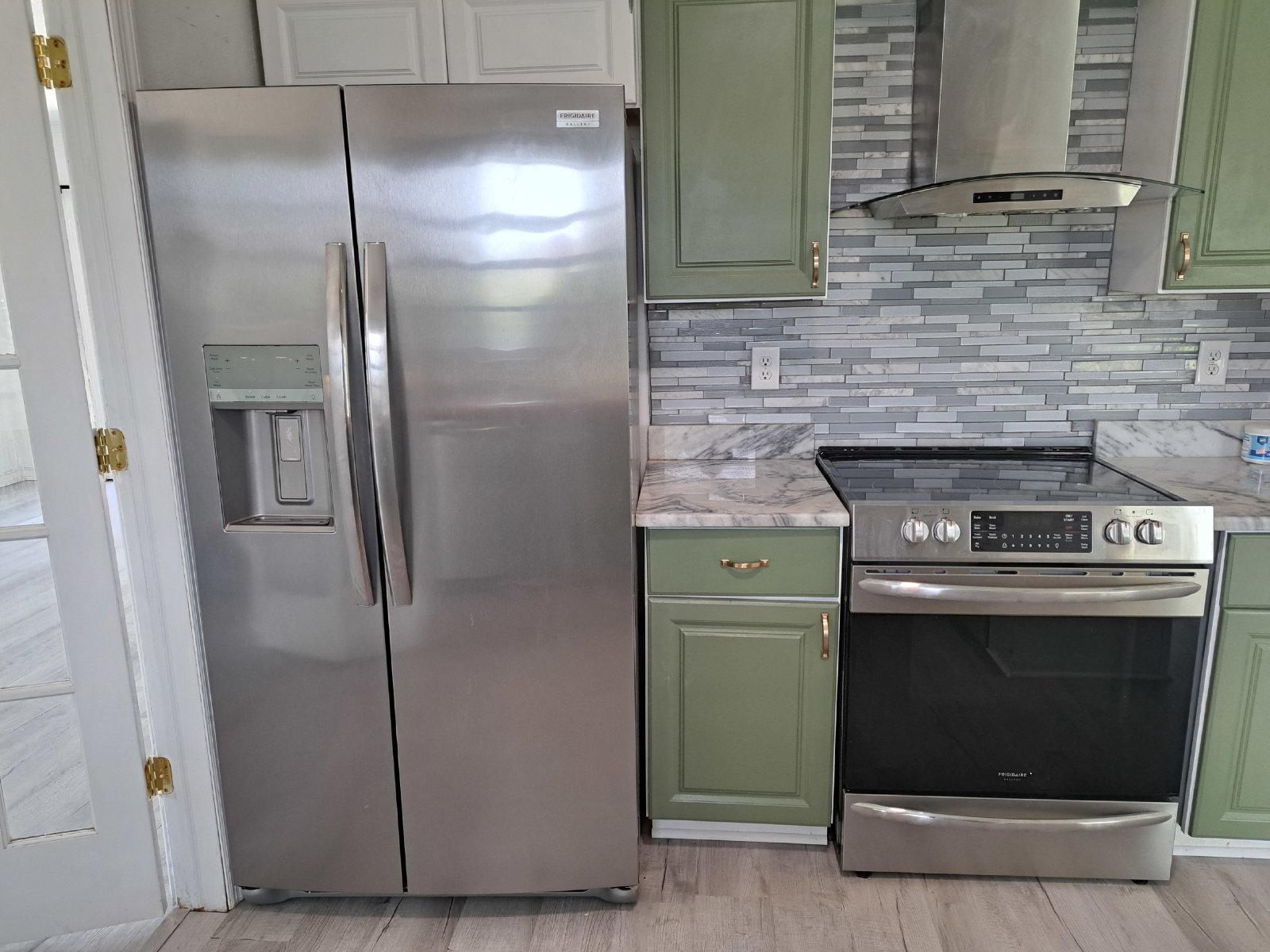 Charming 3 Bedroom, 2 Bath Pool Home on 0.33 Acres property image