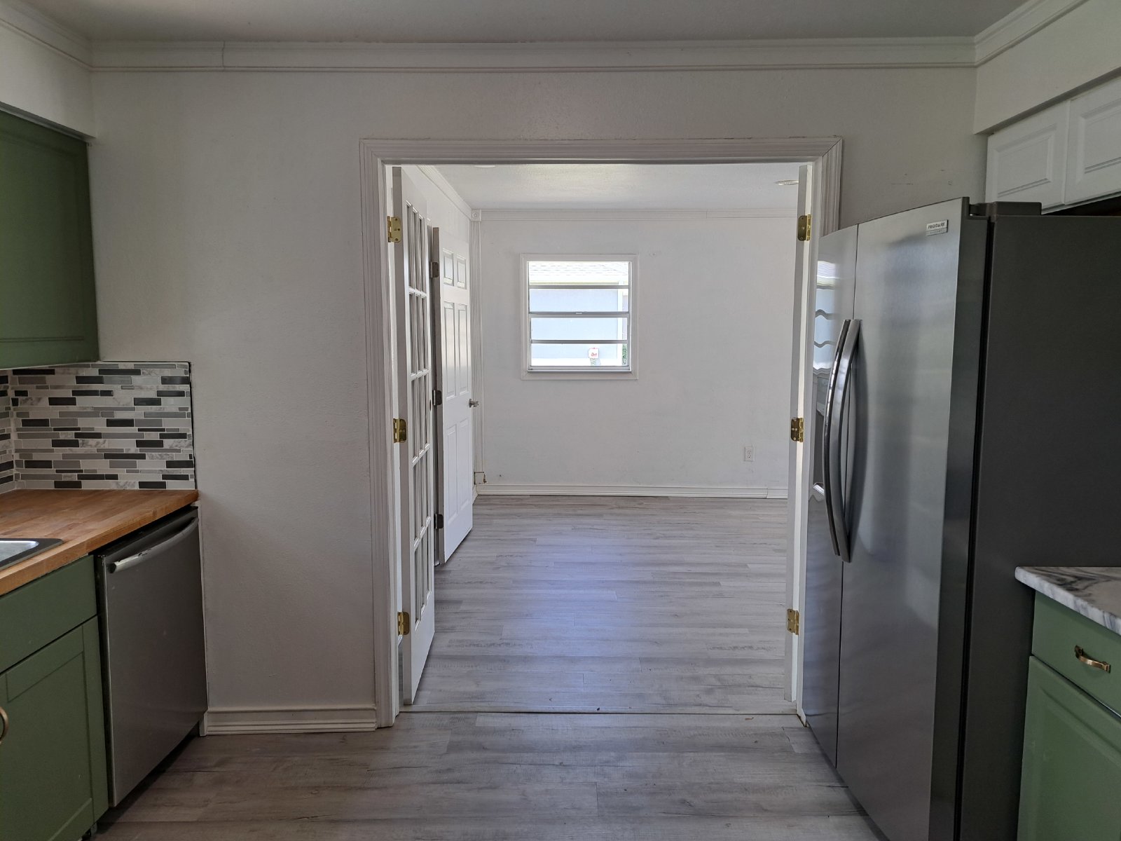 Charming 3 Bedroom, 2 Bath Pool Home on 0.33 Acres property image