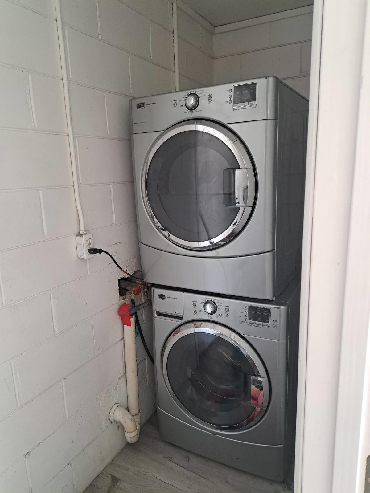 Charming 3 Bedroom, 2 Bath Pool Home on 0.33 Acres property image