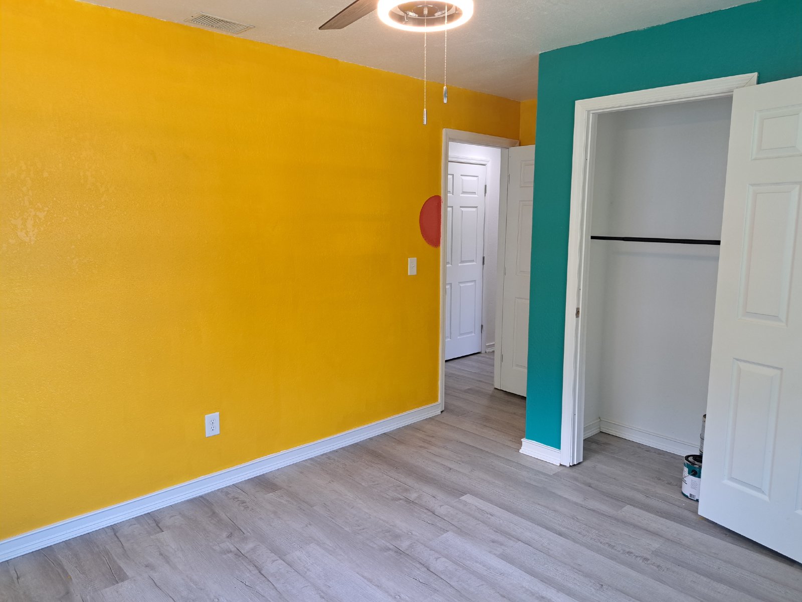 Charming 3 Bedroom, 2 Bath Pool Home on 0.33 Acres property image