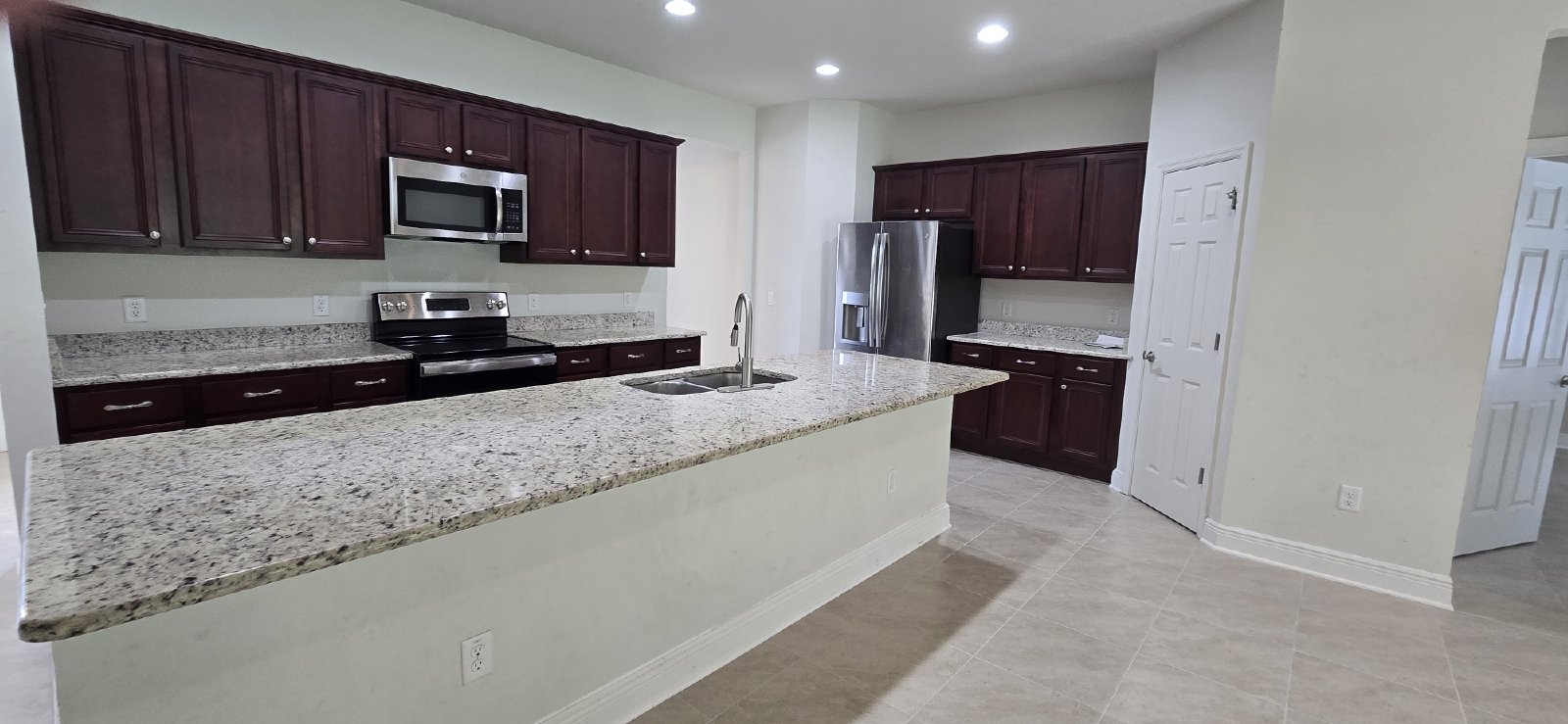 5235 SE 91st Street property image