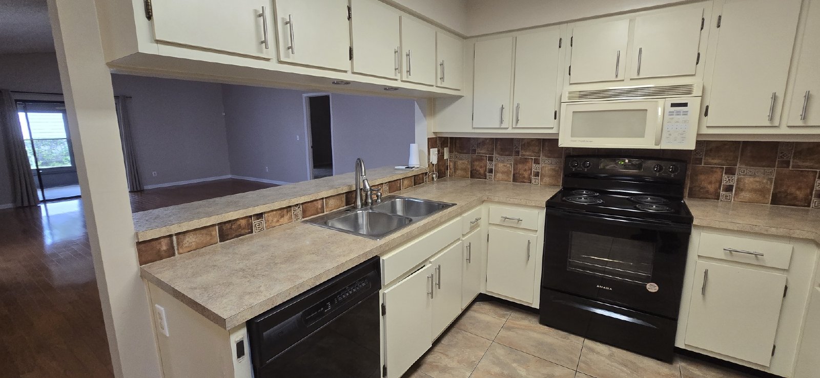 1020 NE Ave # 107 property image